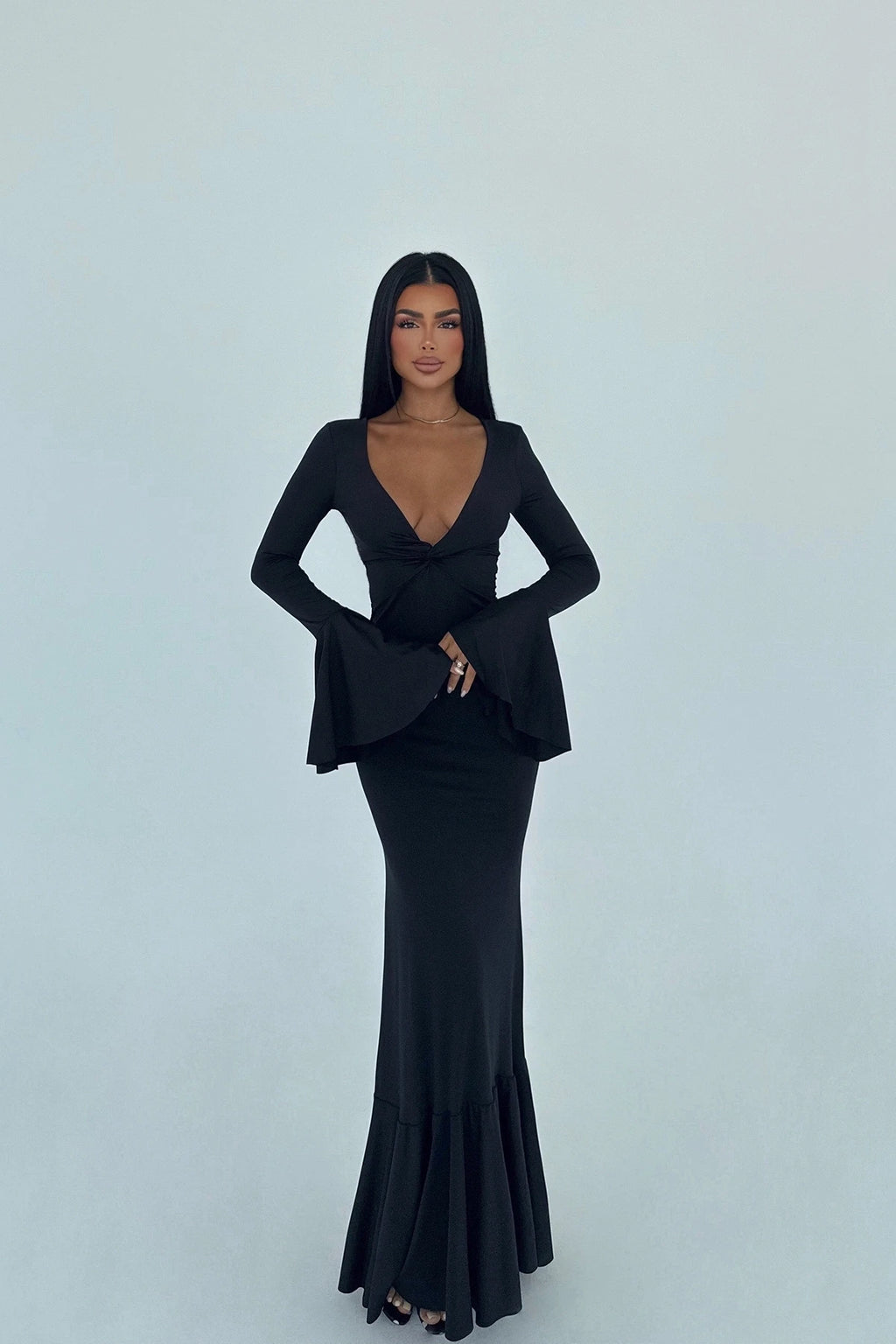 BLACK LONG SLEEVE DRESS