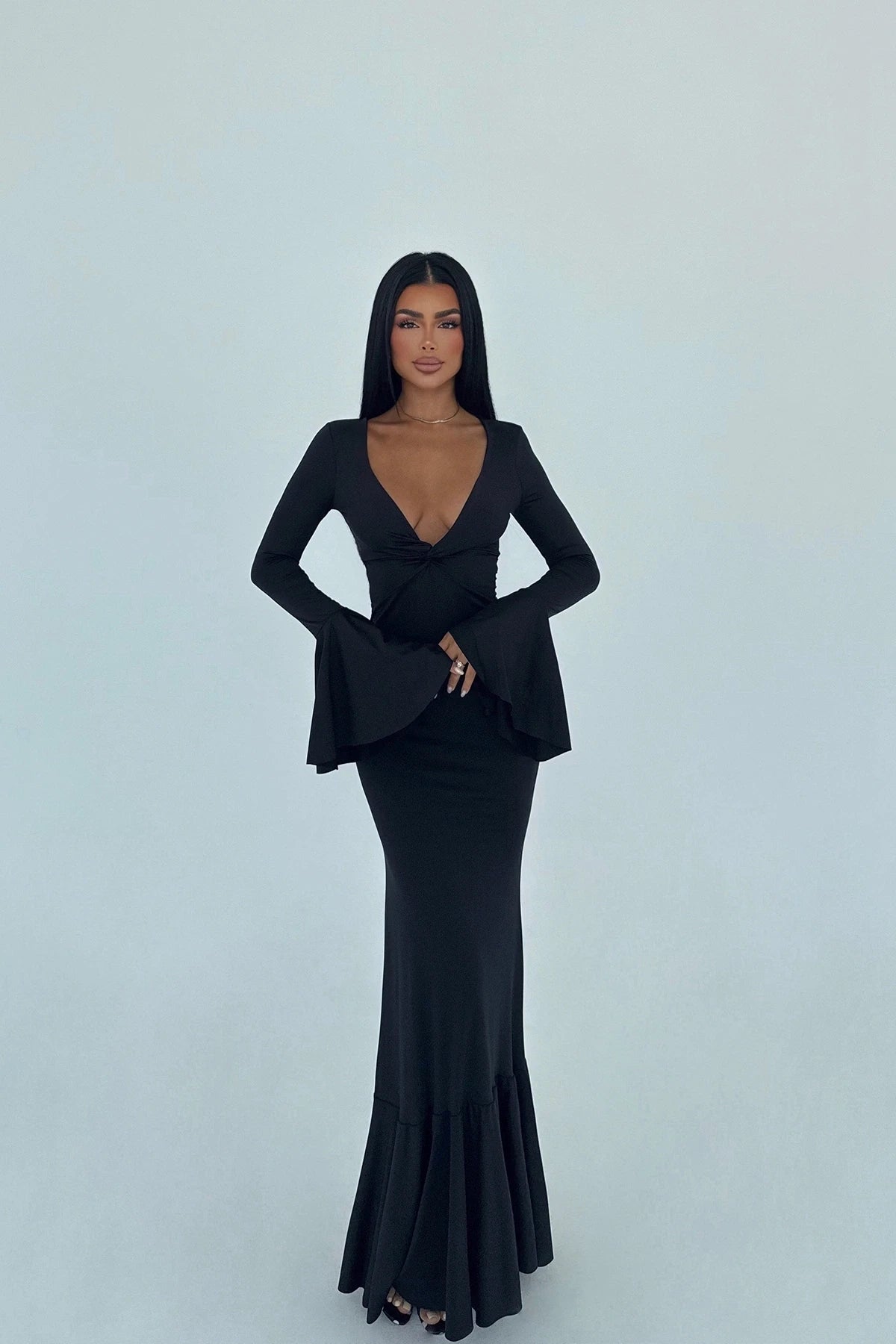 BLACK LONG SLEEVE DRESS