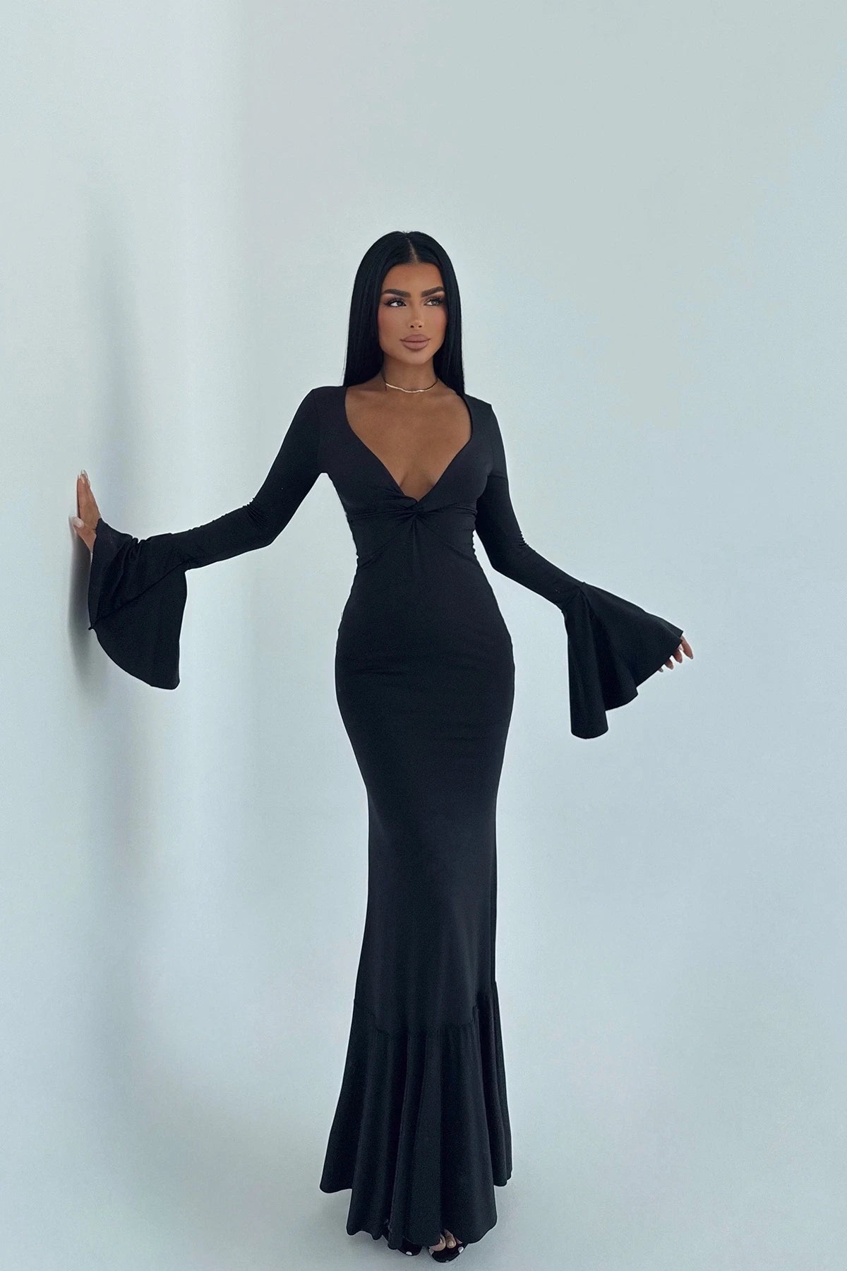 BLACK LONG SLEEVE DRESS